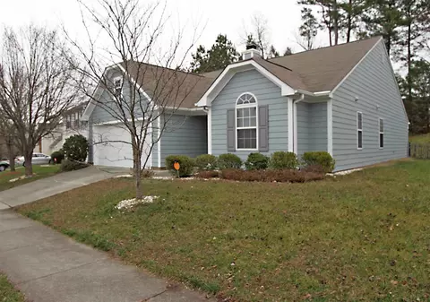 535 Crossview Ln, Durham, NC 27703 photo 2