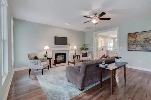 1116 Fairview St, Durham, NC 27707 photo 3