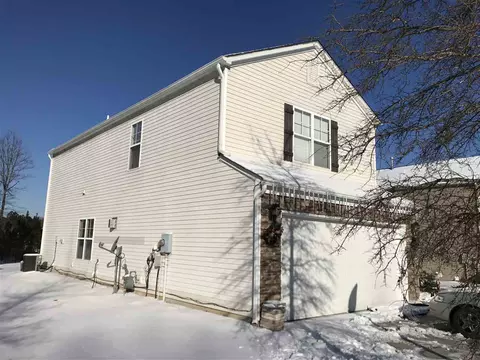 3513 Mountain Brook Cir, Durham, NC 27704 photo 2