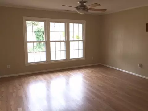 807 W E St, Erwin, NC 28339 photo 10