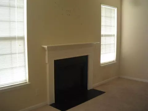 16 Autumn Leaf Ln, Durham, NC 27704 photo 4