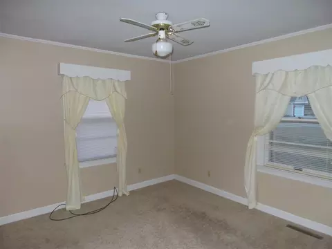 705 E St, Erwin, NC 28339 photo 7