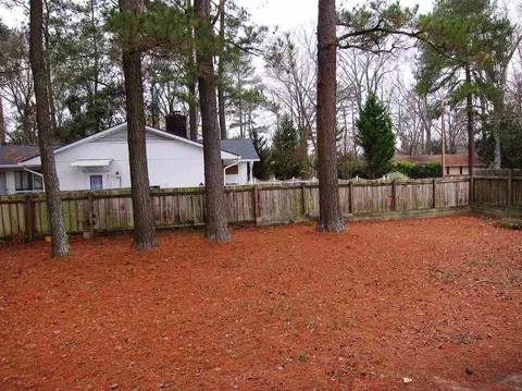 102 Longview Dr, Smithfield, NC 27577 photo 5