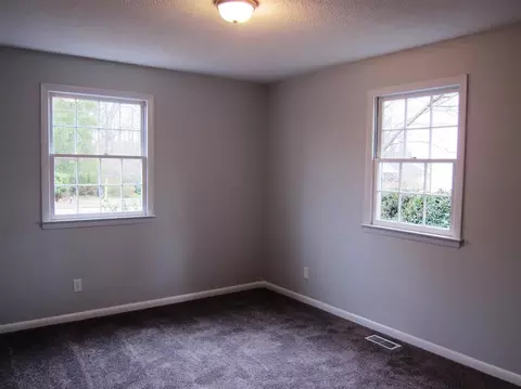102 Longview Dr, Smithfield, NC 27577 photo 13