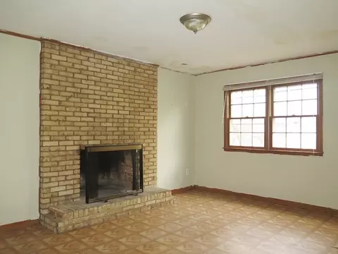 1020 E Millbrook Rd, Raleigh, NC 27609 photo 4