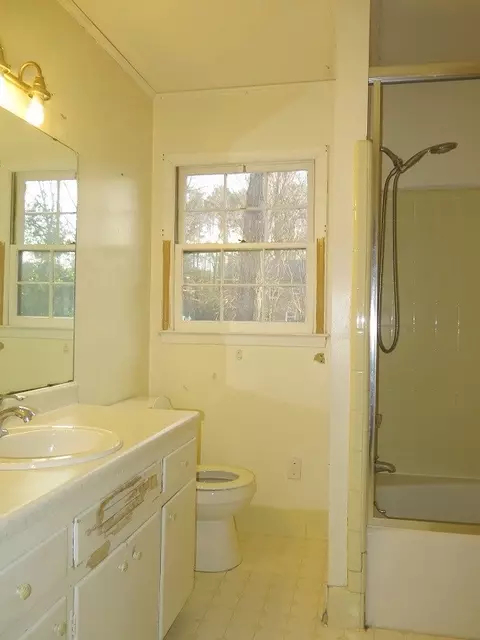 1020 E Millbrook Rd, Raleigh, NC 27609 photo 10