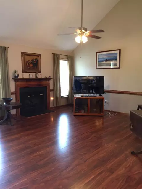 504 Shadow Lake Dr, Willow Spring, NC 27592 photo 2