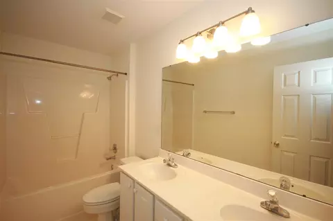 8418 Eagles View Dr, Durham, NC 27713 photo 15