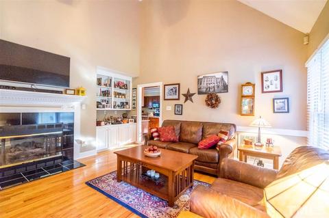 12801 Pamplona Dr, Wake Forest, NC 27587 photo 9