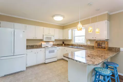 406 Longview St, Garner, NC 27529 photo 3