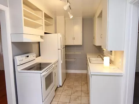 1122 E Oak, Durham, NC 27712 photo 4