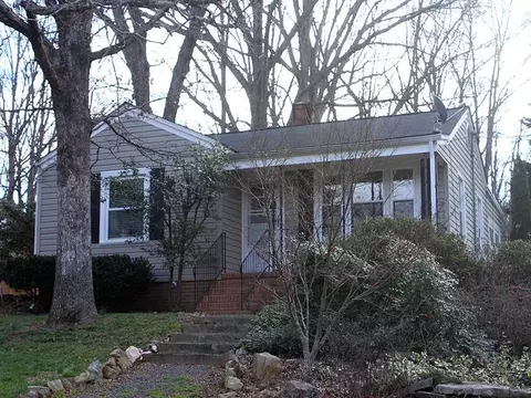 1122 E Oak, Durham, NC 27712 photo 1