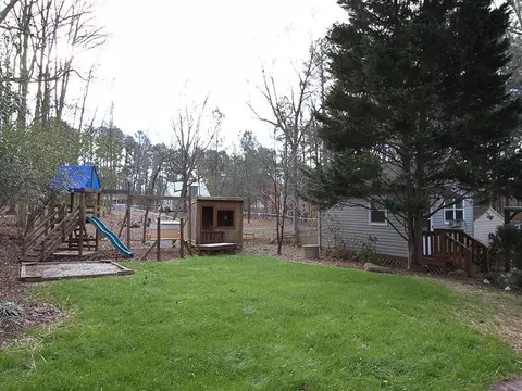 1122 E Oak, Durham, NC 27712 photo 12