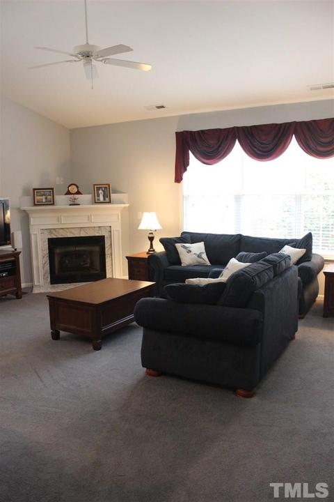 10306 Dapping Dr, Raleigh, NC 27614 photo 5