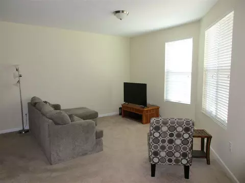 17 Daly Ct, Durham, NC 27705 photo 6
