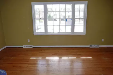 103 E Stevens St, Smithfield, NC 27577 photo 8