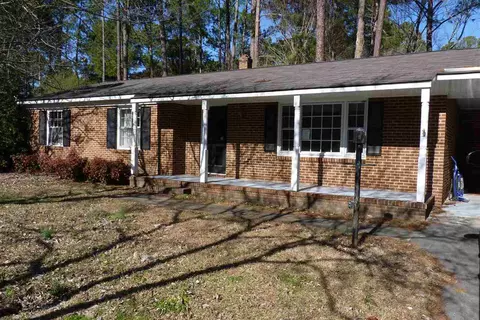 103 E Stevens St, Smithfield, NC 27577 photo 2
