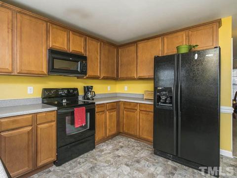 2500 Covington Ln, Graham, NC 27253 photo 9