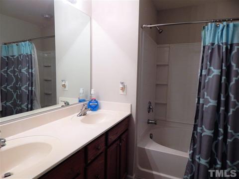 512 Ringleaf Ct, Cary, NC 27513 photo 8