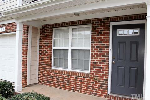 512 Ringleaf Ct, Cary, NC 27513 photo 2