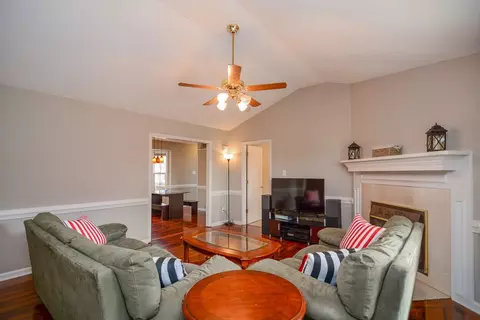 220 Southerby Dr, Garner, NC 27529 photo 4