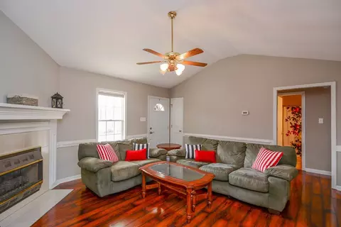 220 Southerby Dr, Garner, NC 27529 photo 3