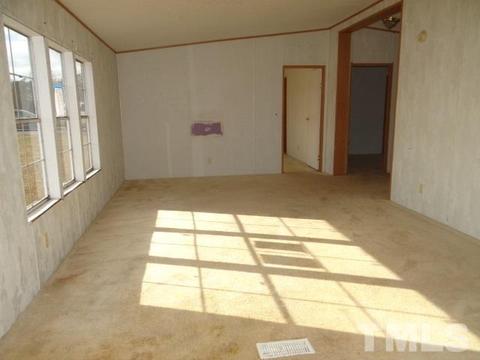 109 Hillside Ln, Middlesex, NC 27557 photo 3