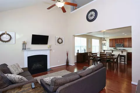 2201 Pear Tree Ln, Durham, NC 27703 photo 2