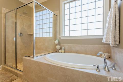 142 Meadowmist Dr, Garner, NC 27529 photo 14