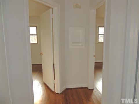 804 Ellerbee St, Durham, NC 27704 photo 9