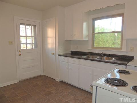 804 Ellerbee St, Durham, NC 27704 photo 5