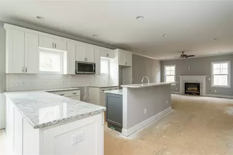 217 E Johnson St, Cary, NC 27513 photo 4