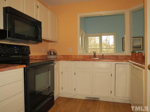 517 Woodwinds Dr, Durham, NC 27713 photo 4