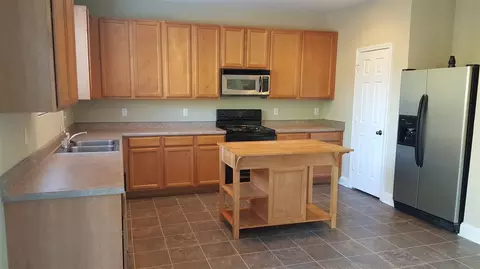 409 Pebblestone Dr, Durham, NC 27703 photo 7