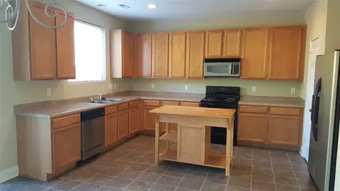 409 Pebblestone Dr, Durham, NC 27703 photo 6