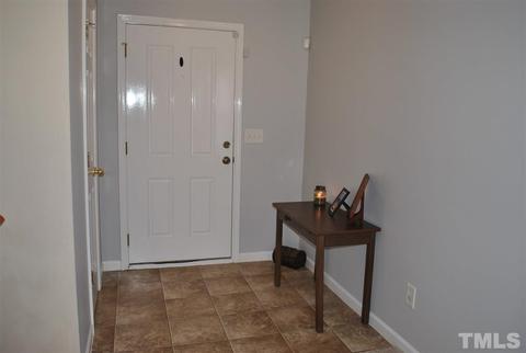 3512 Mountain Brook Cir, Durham, NC 27704 photo 3