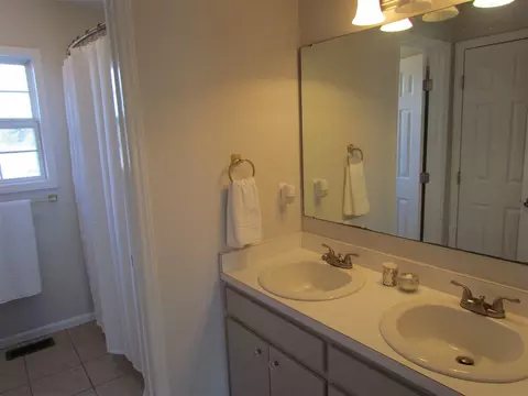 205 Dustin Dr, Benson, NC 27504 photo 10