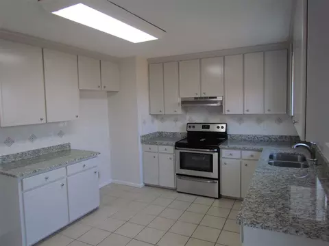 205 Dustin Dr, Benson, NC 27504 photo 7