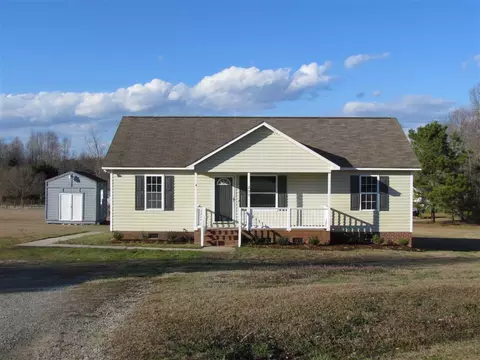 205 Dustin Dr, Benson, NC 27504 photo 1
