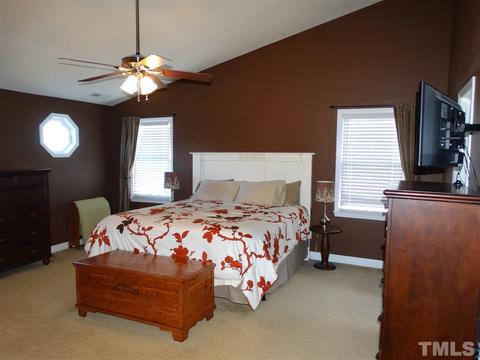 1100 Hadrian Dr, Garner, NC 27529 photo 13