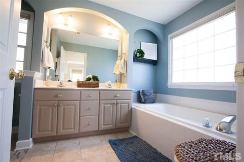 321 Village Loop Dr, Apex, NC 27502 photo 17