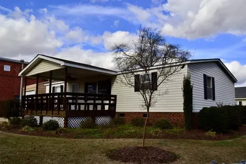 203 E Harnett St, Benson, NC 27504 photo 24