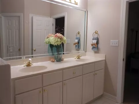 3717 Cliff Haven Dr, Raleigh, NC 27615 photo 8