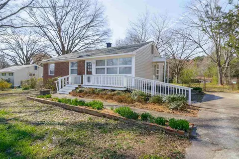 517 Kenway St, Garner, NC 27529 photo 2