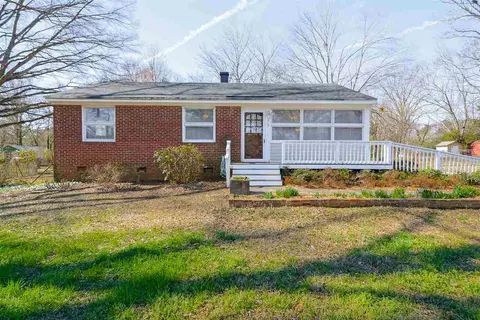 517 Kenway St, Garner, NC 27529 photo 1