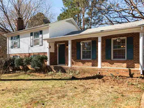 3000 Morningside Dr, Raleigh, NC 27607 photo 1