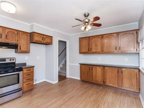 3000 Morningside Dr, Raleigh, NC 27607 photo 4