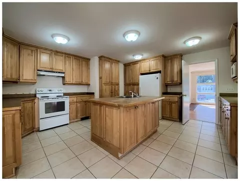 3309 Leonard St, Raleigh, NC 27607 photo 2