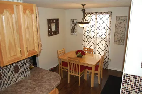 603 E Dynasty Dr, Cary, NC 27513 photo 3