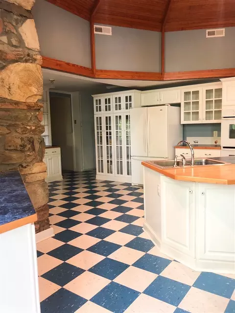 45 Maple Ct, Semora, NC 27343 photo 5